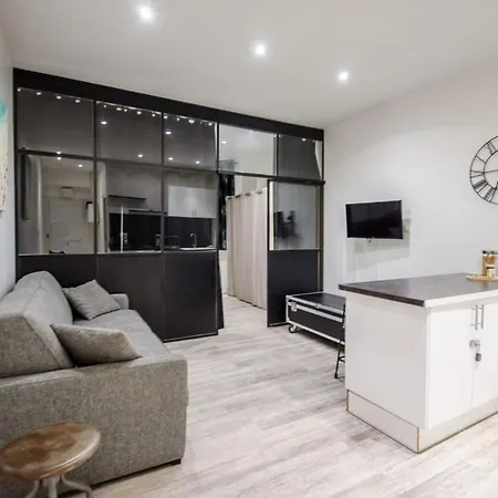 דירה 2 Pieces Moderne Et Climatise - Rue Meynadier *